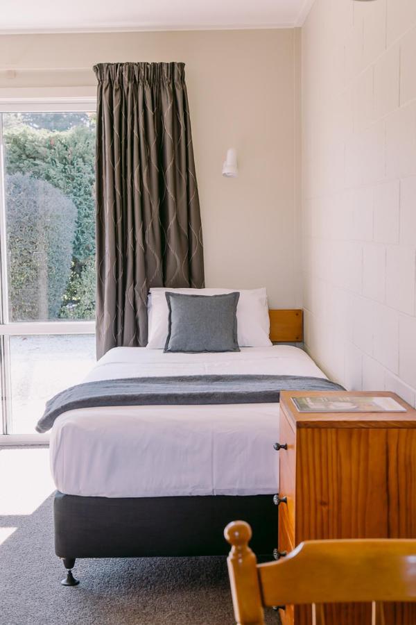 Flaxbourne Motels Ward Екстер'єр фото